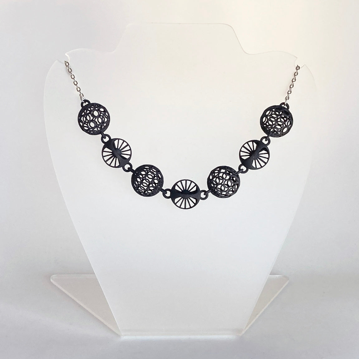 hybridium2 necklace